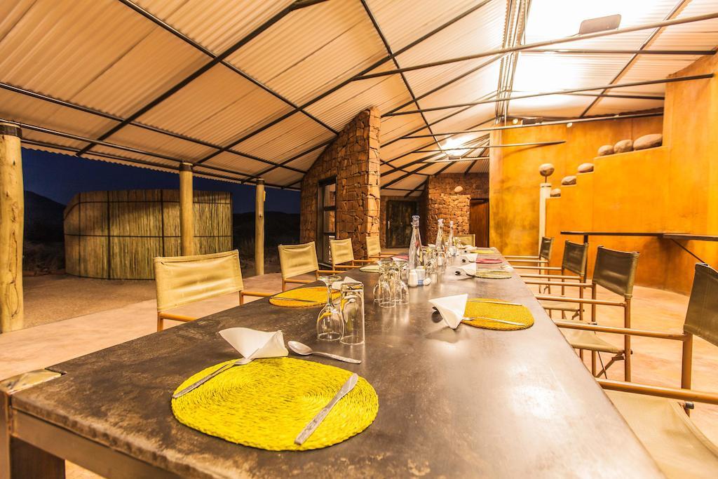 Etendeka Mountain Camp Damaraland Exterior photo