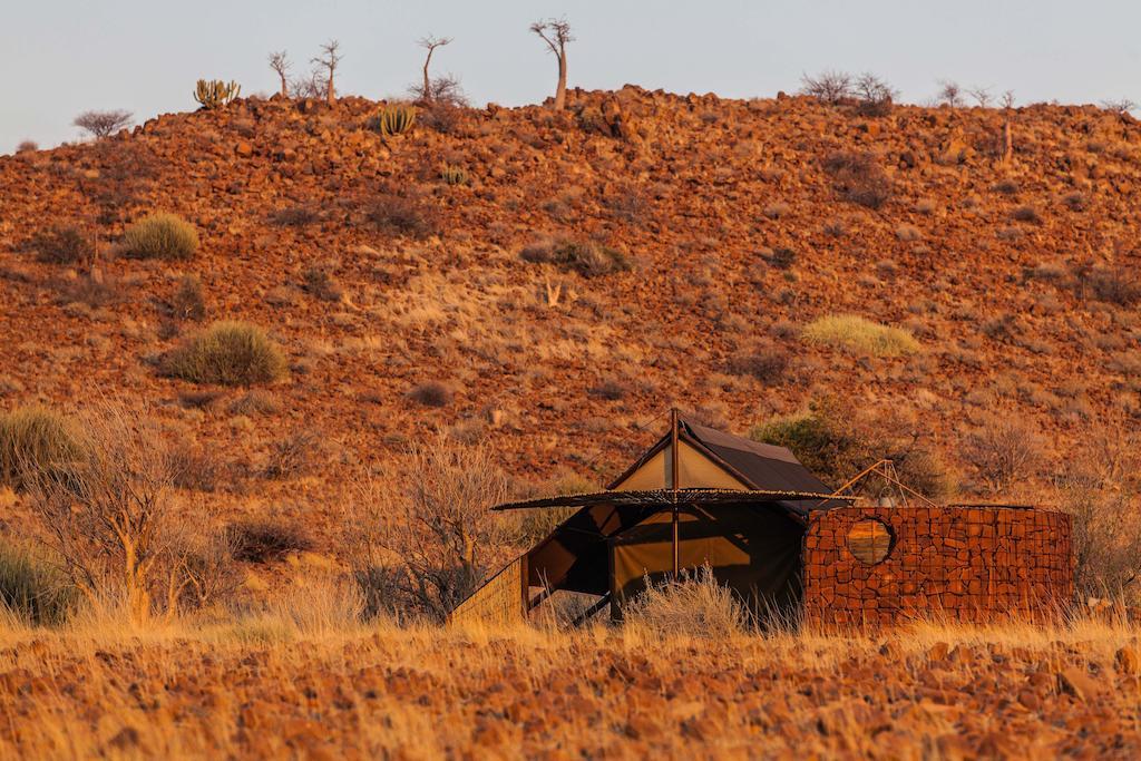 Etendeka Mountain Camp Damaraland Exterior photo