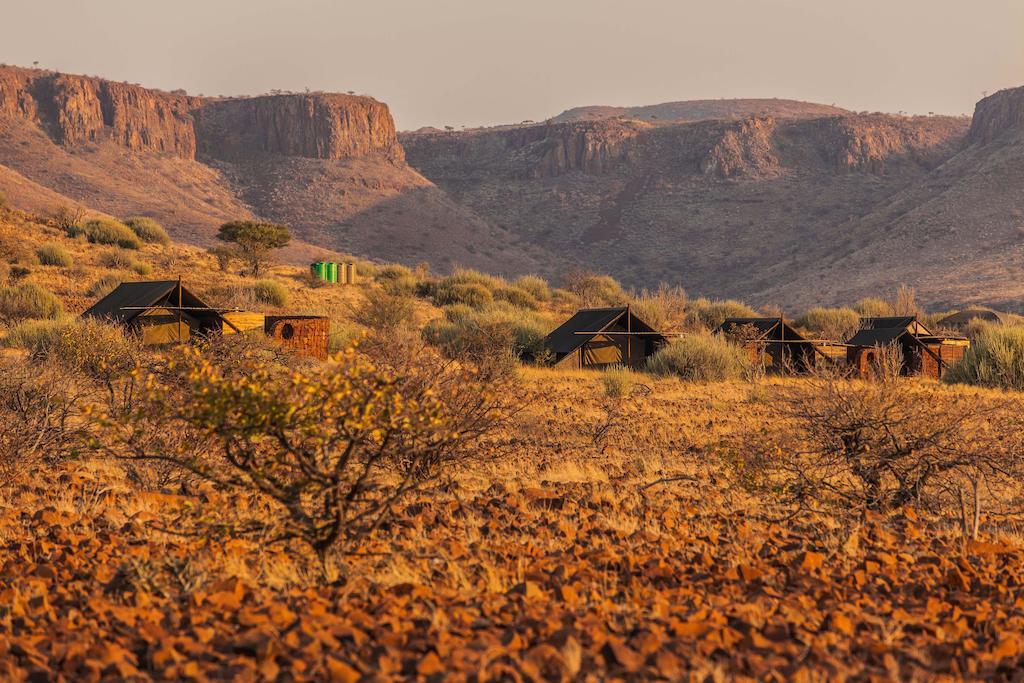 Etendeka Mountain Camp Damaraland Exterior photo
