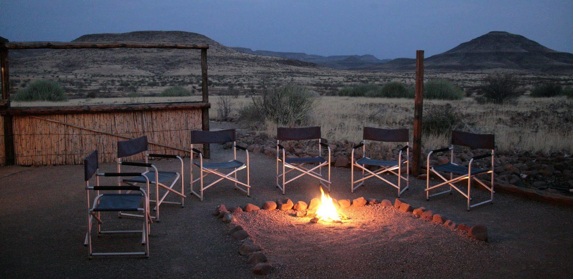 Etendeka Mountain Camp Damaraland Exterior photo
