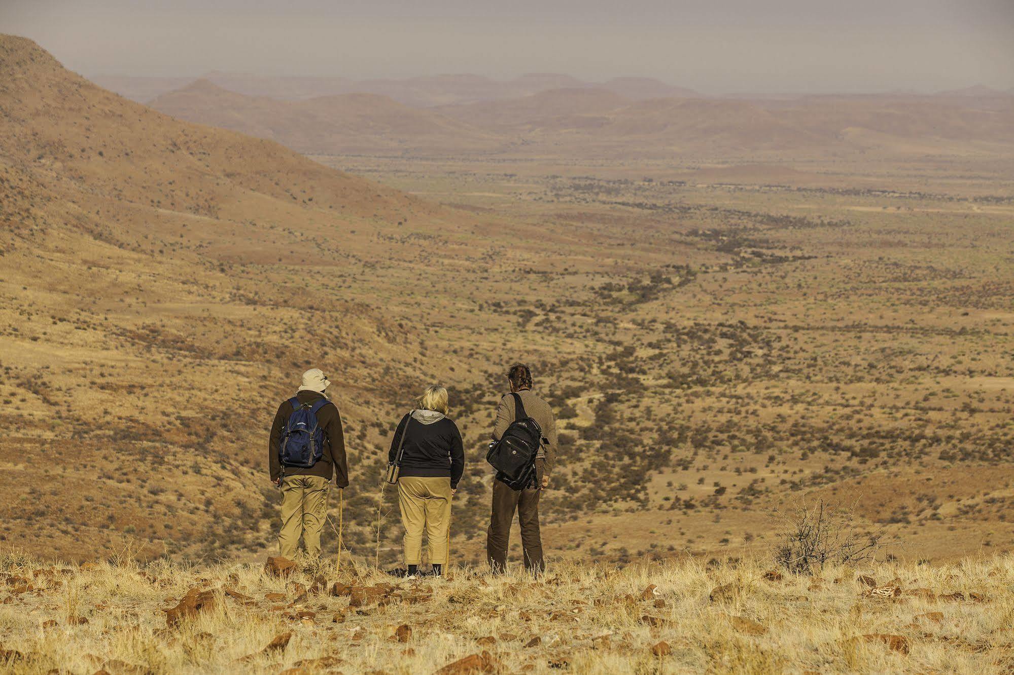 Etendeka Mountain Camp Damaraland Exterior photo